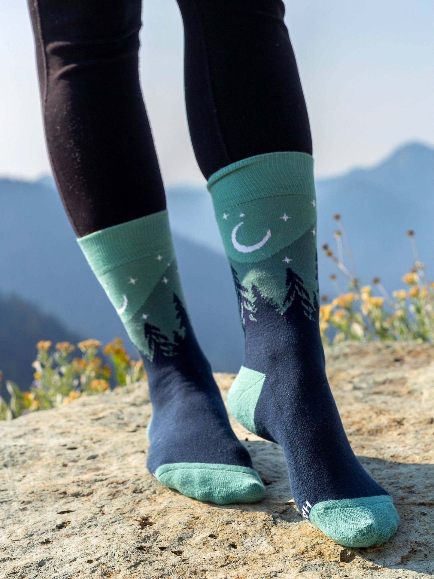 Aurora Navy Crew Socks