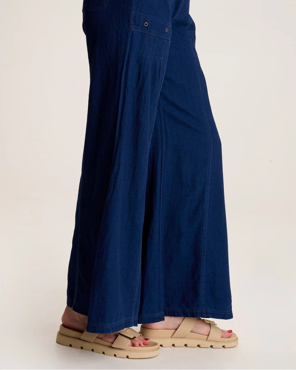 Florentine Wide Leg Pant in Blue | XCVI