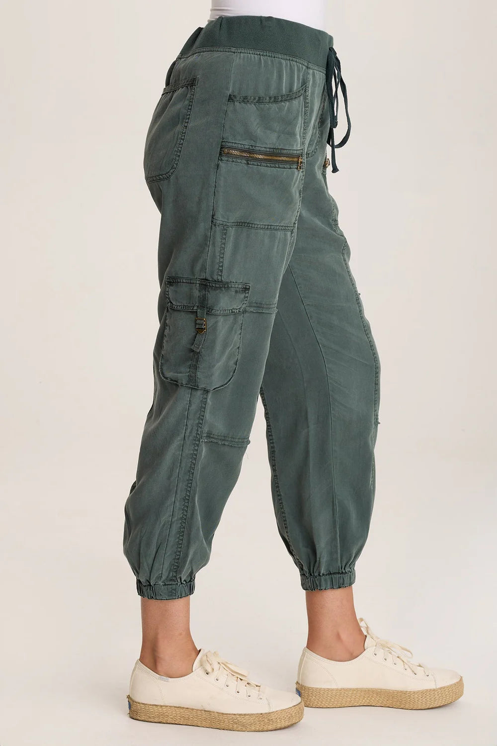 Hansa Cargo Pant in Pine | XCVI