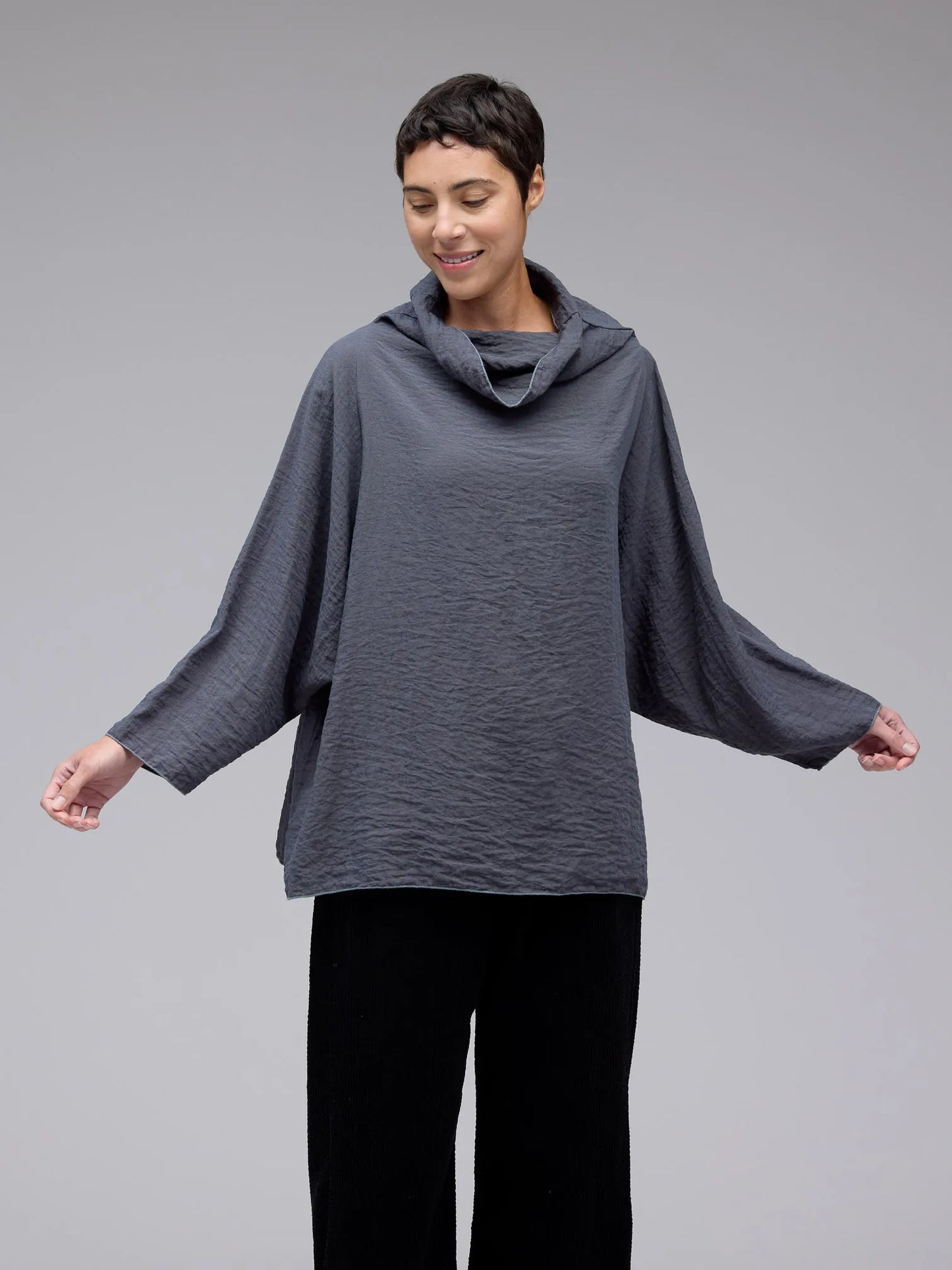 Parachute One Size Cowl Top in Gull | Cut•Loose