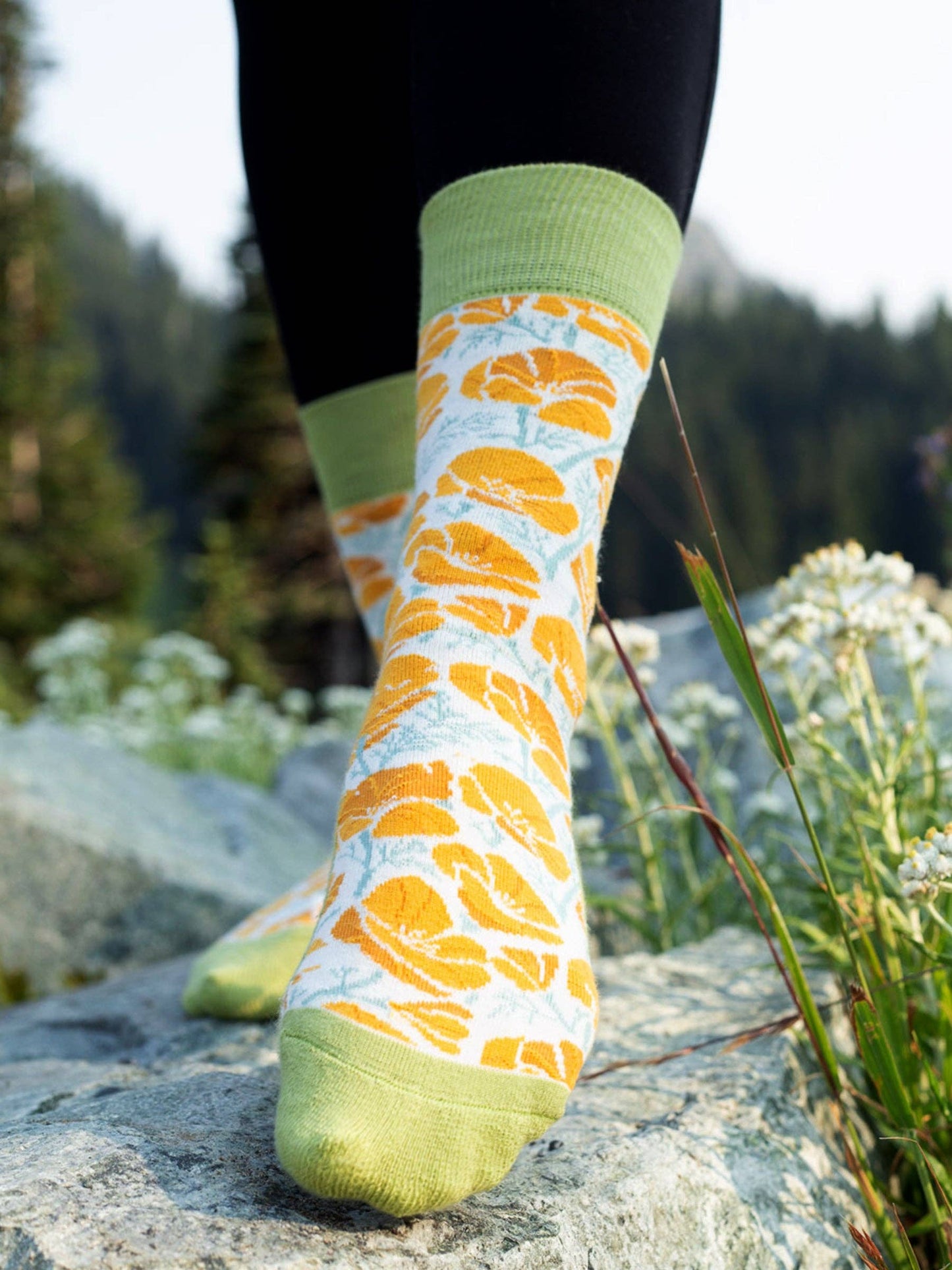 Poppies Crew Socks