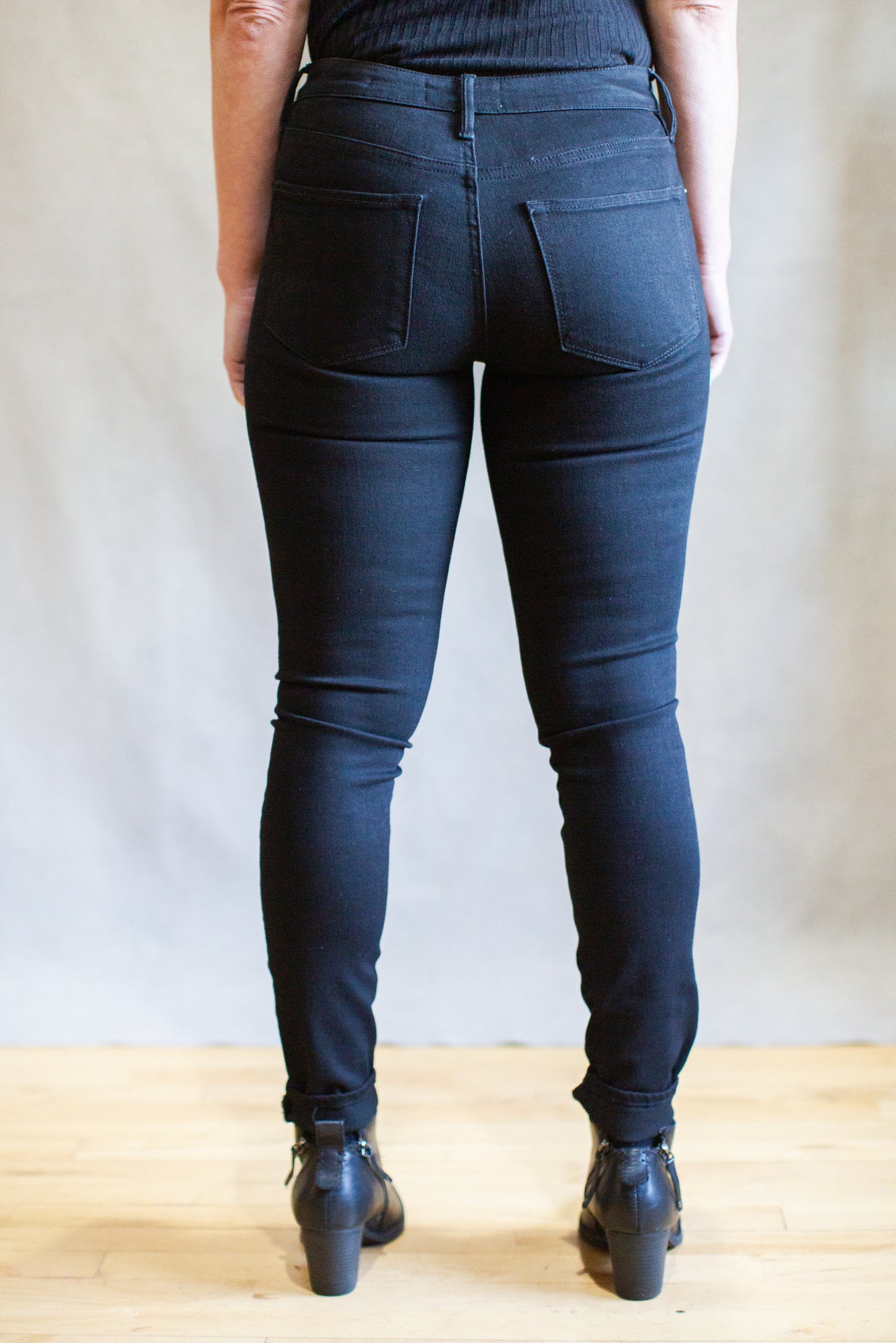 Gisele Skinny Jean in Black Arrow | Dear John