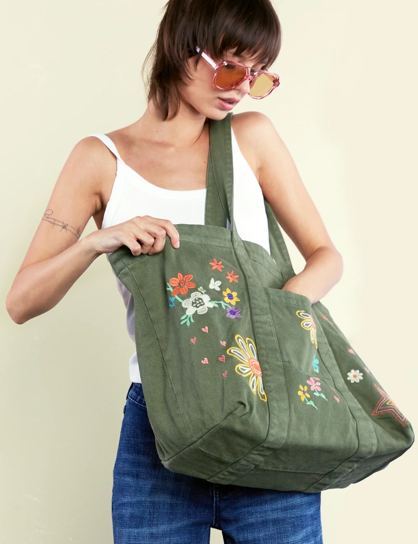 Floral Embroidered Tote in Green | Billy T