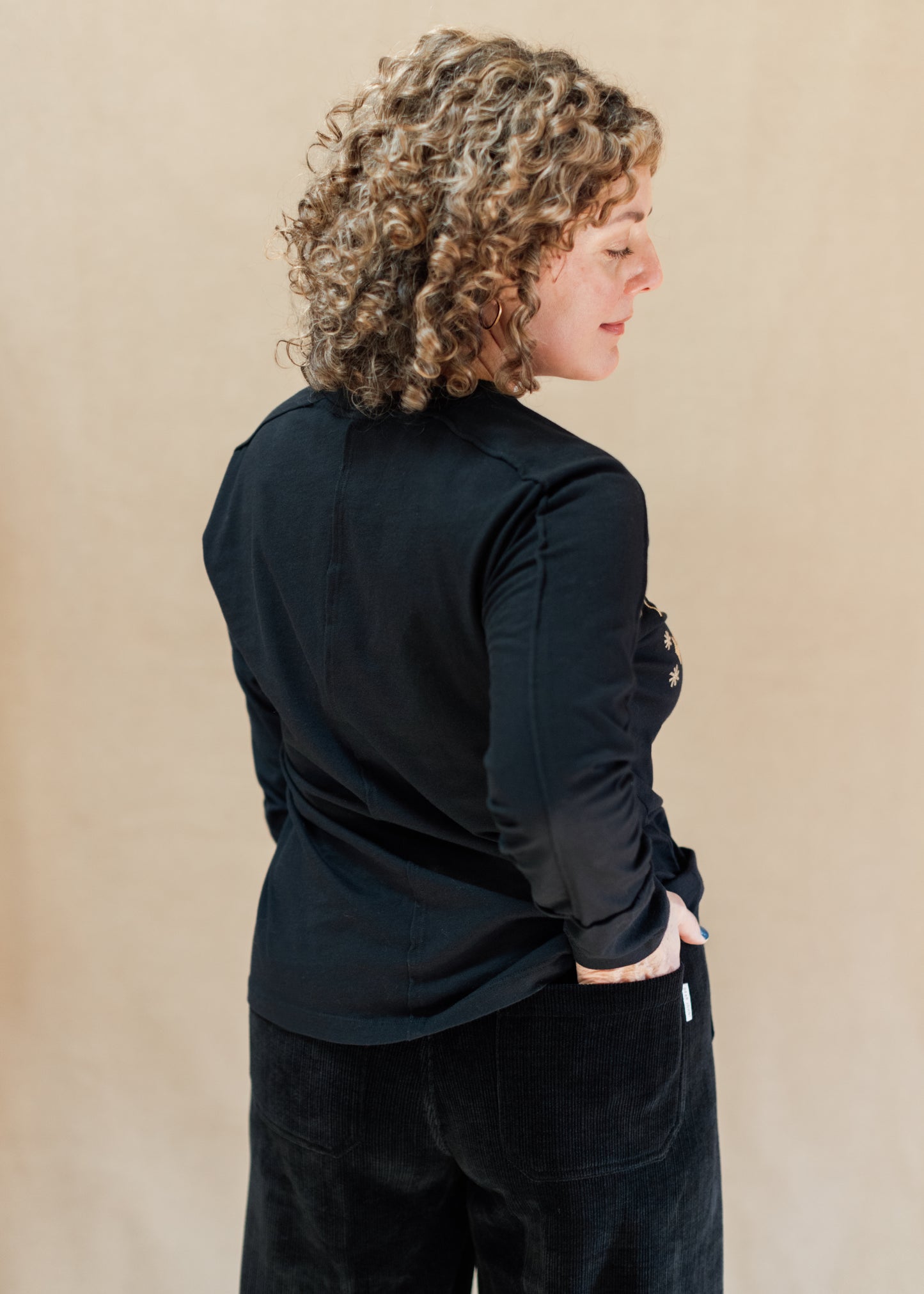 Miaora Dolman Tee in Black | Johnny Was