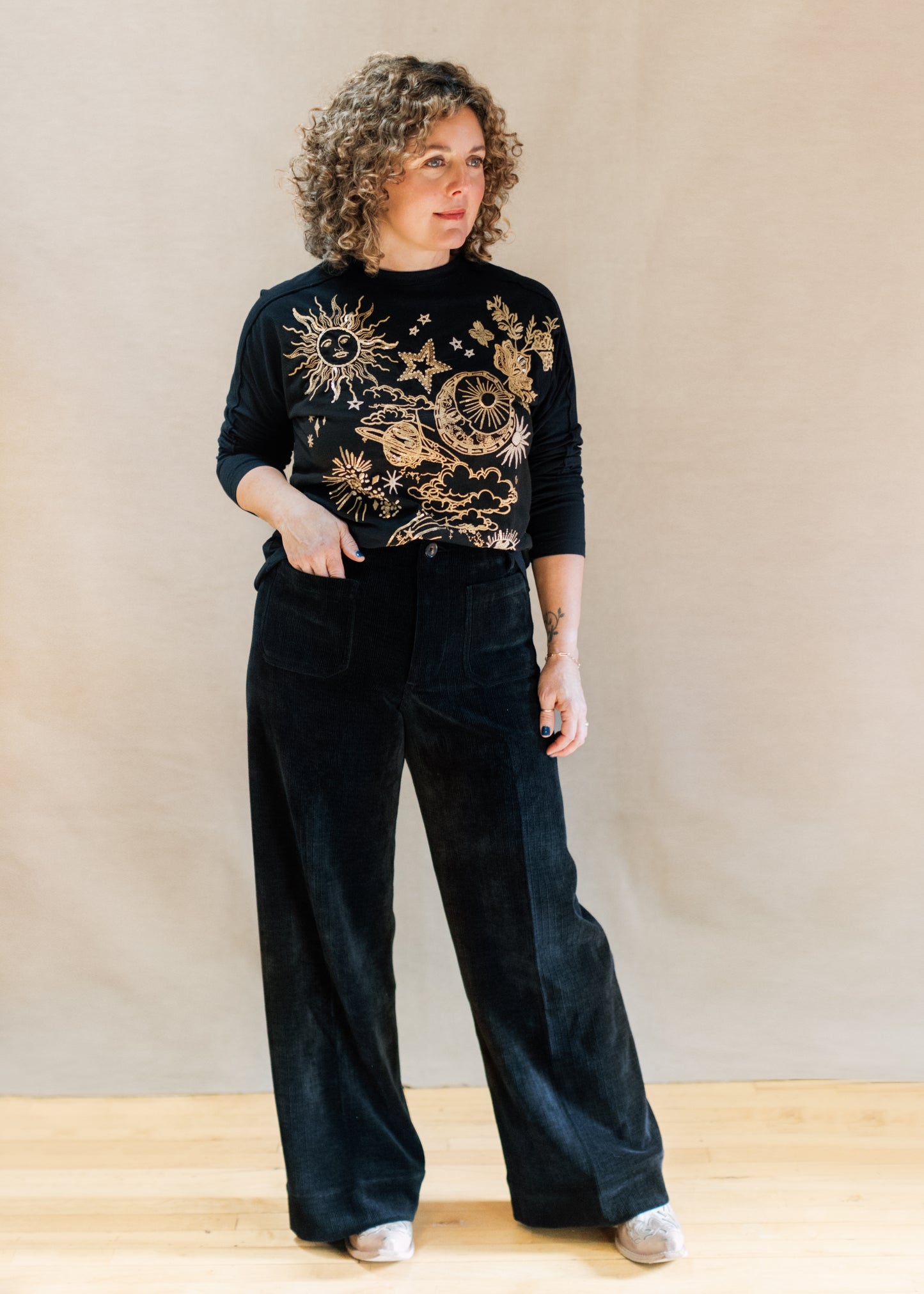 Miaora Dolman Tee in Black | Johnny Was