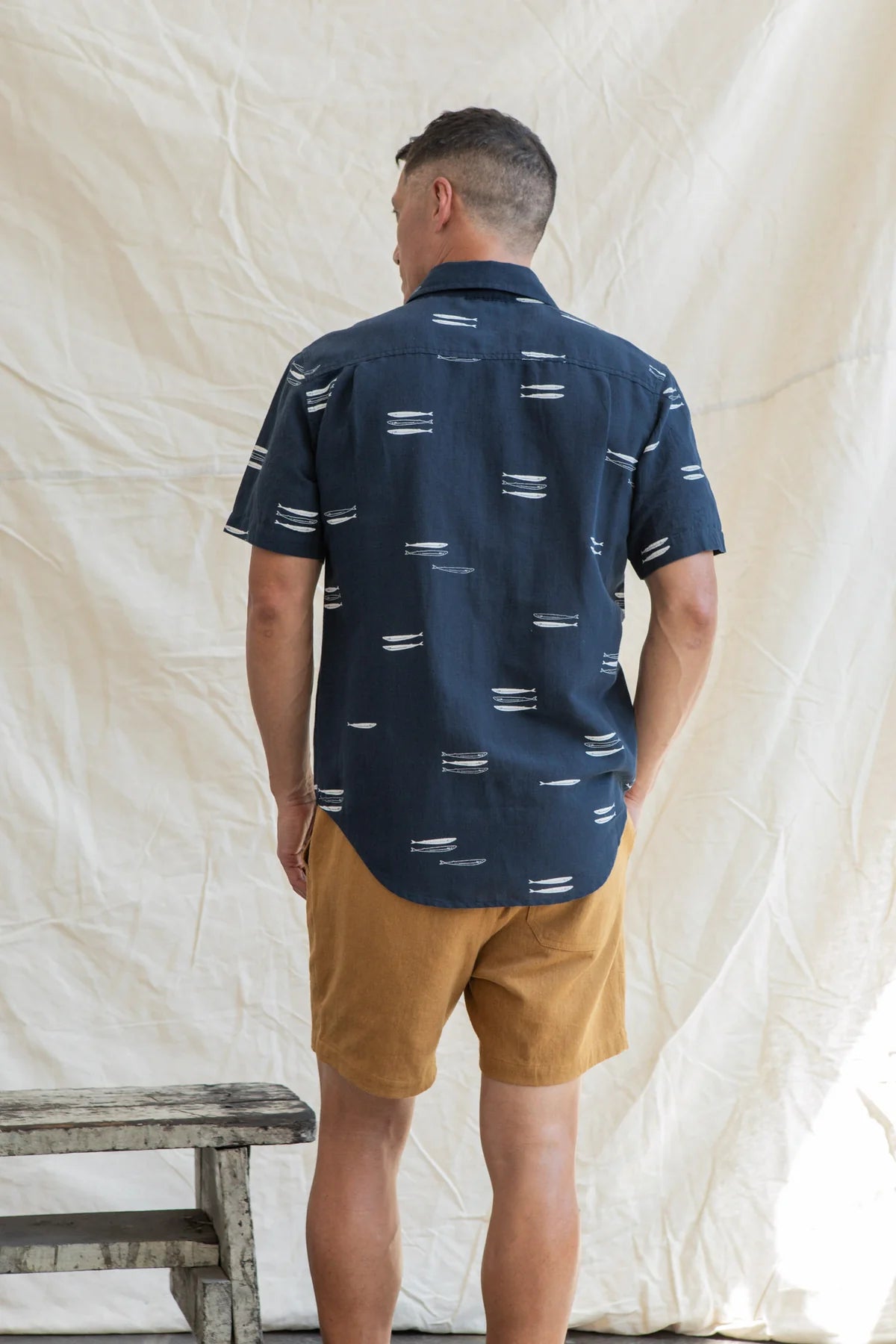 Harbor Slim Shirt in Navy | Bridge & Burn