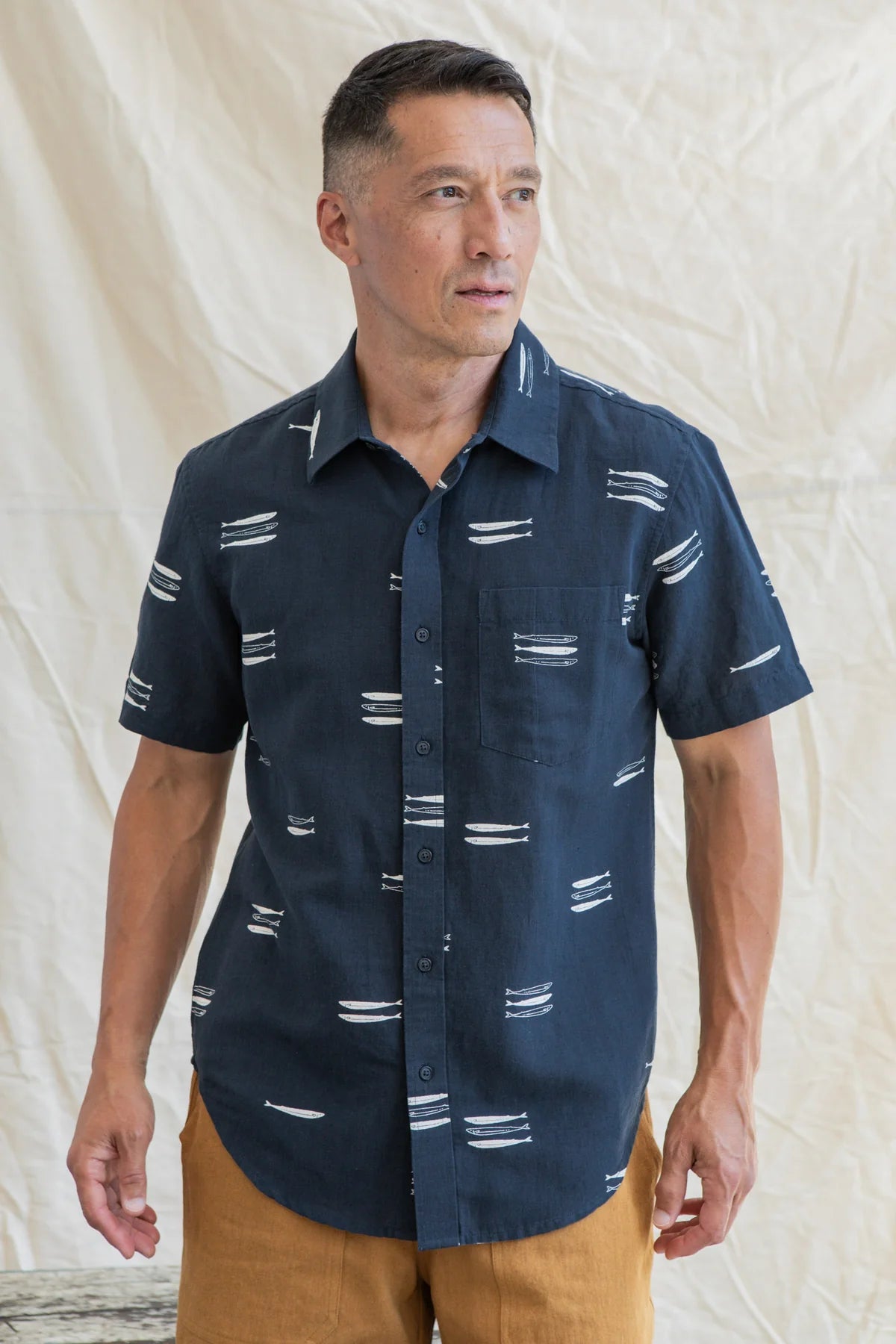 Harbor Slim Shirt in Navy | Bridge & Burn