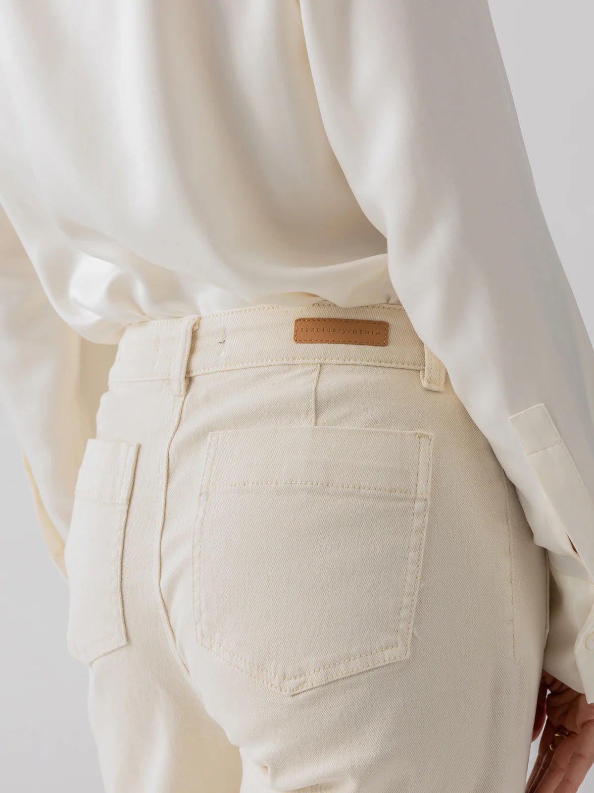 Marine Crop Jean in French Vanilla | Sanctuary