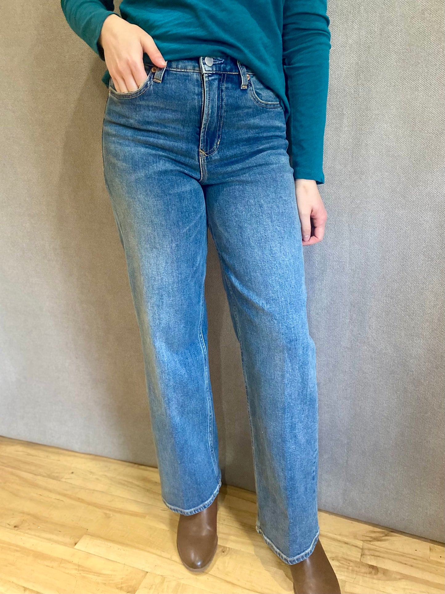 Holly Super High Straight in Falcon | Dear John