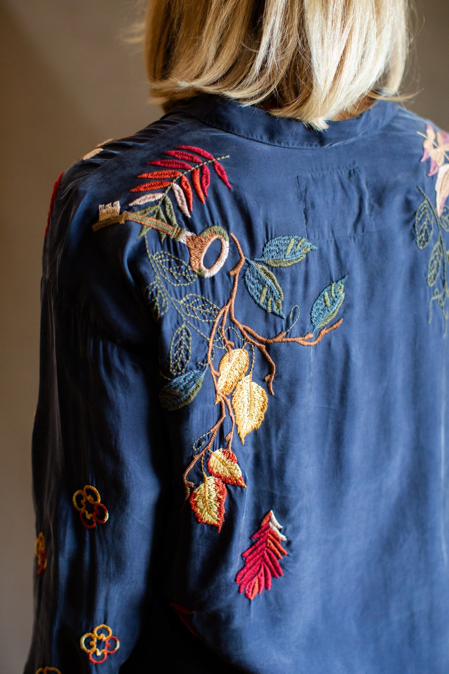 The Audrey Blouse in Graphite | Johnny Was