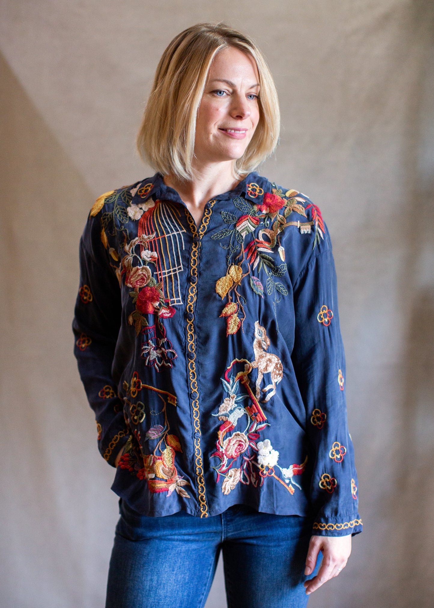 The Audrey Blouse in Graphite | Johnny Was
