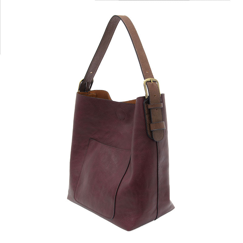Hobo Handle Handbag in Blackberry