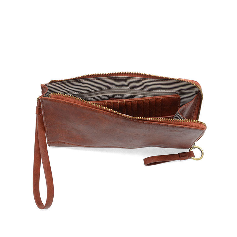 Karina Wristlet in Cinnamon