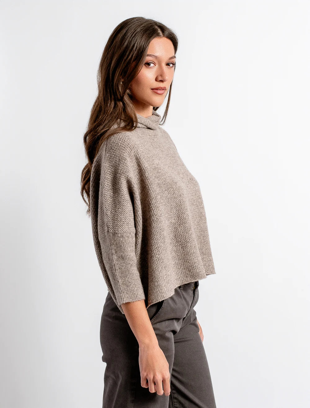 Aja London Sweater in Taupe | Kerisma