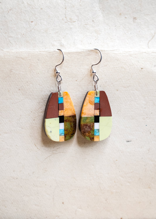 Rounded Stone Inlay Earrings
