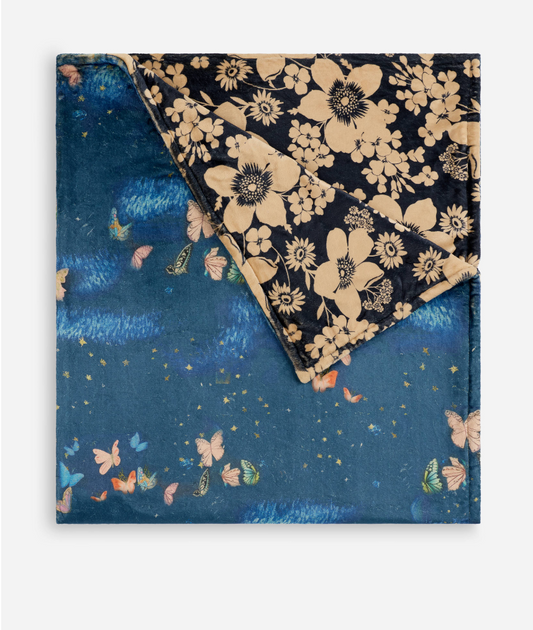 Cozy Blanket in Aurelius | Johnny Was