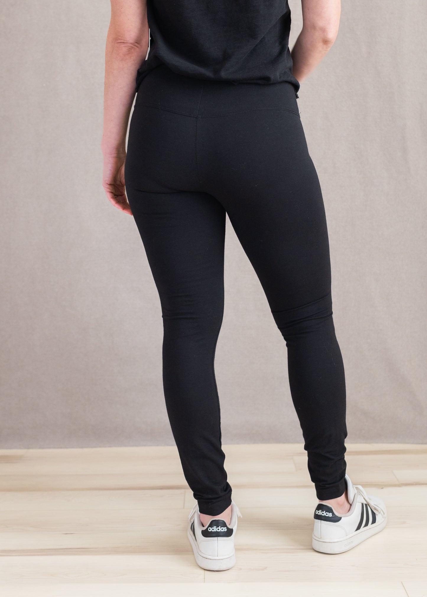 Cotton Legging in Black | Lysse