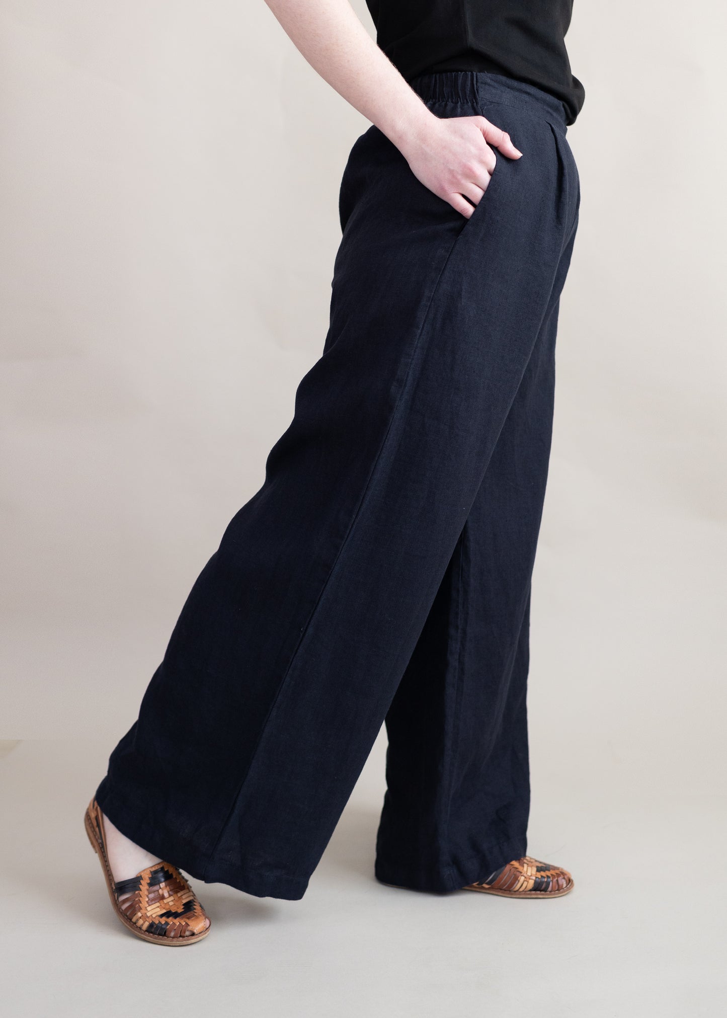 Solid Linen Wide Leg Pant in Lights Out | Cut•Loose