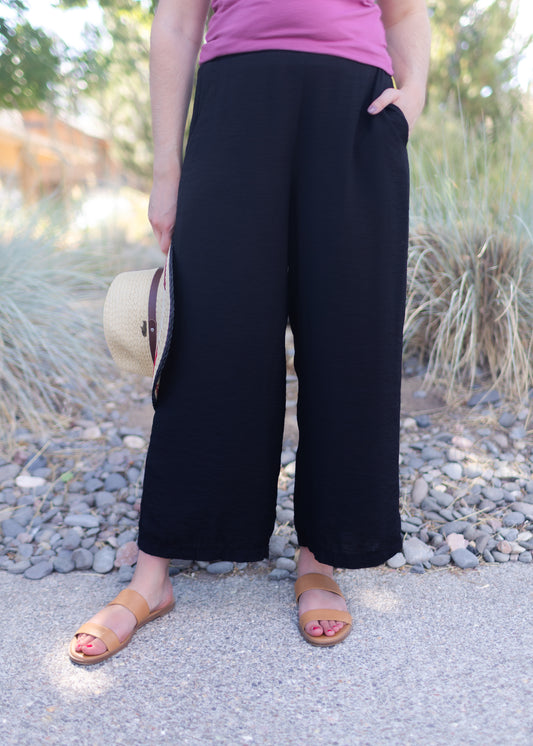 Parachute Wide Leg Crop in Black | Cut•Loose