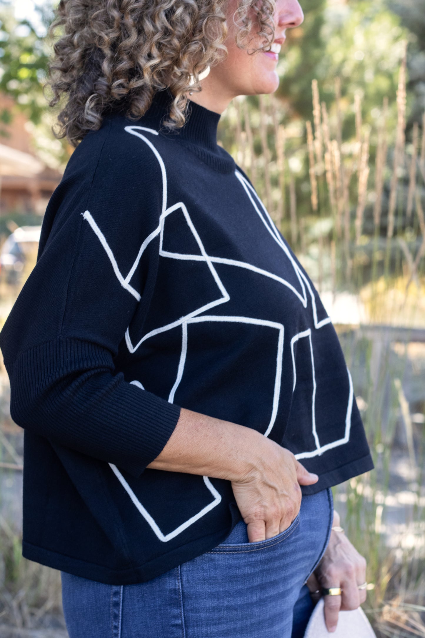Aja Sweater in Black & White | Kerisma