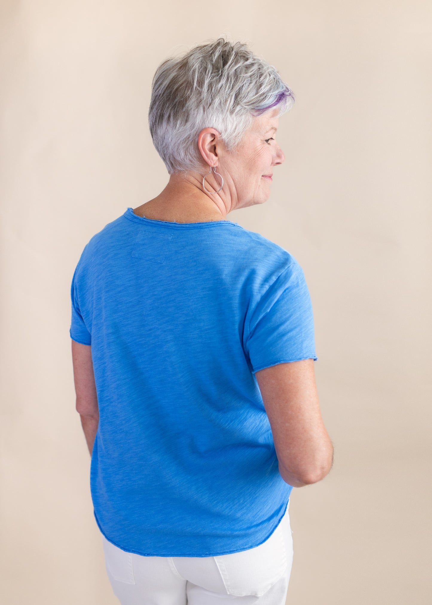 Vanya Relaxed V-Neck Tee in Azure | Dear John