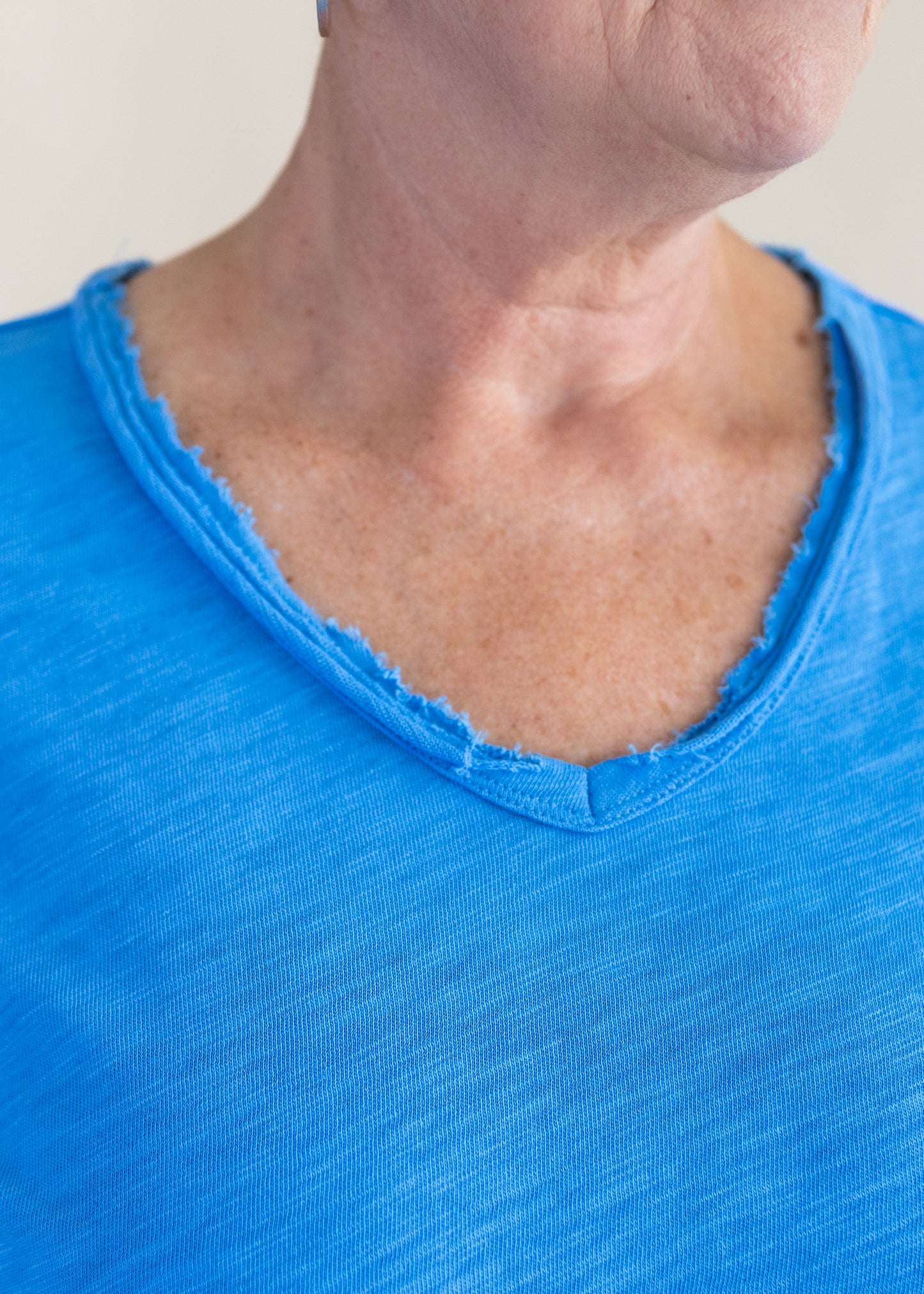 Vanya Relaxed V-Neck Tee in Azure | Dear John