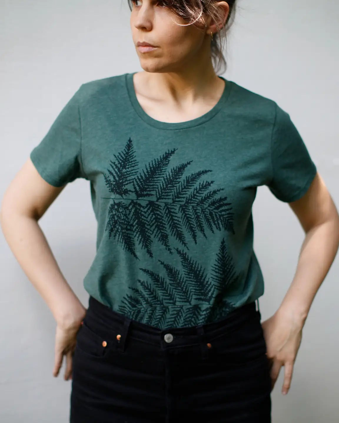 Fern Leaves Tee in Forest Green