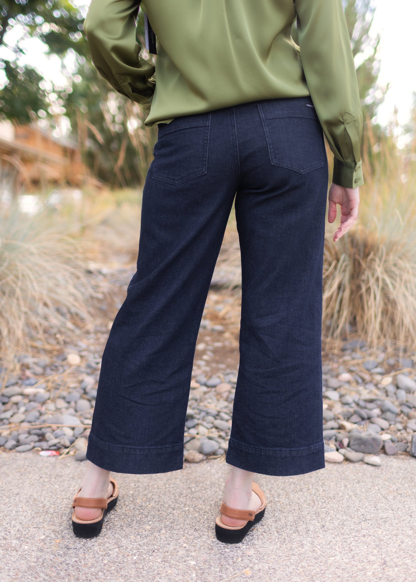League Crop Pant in Dark Denim | Sanctuary