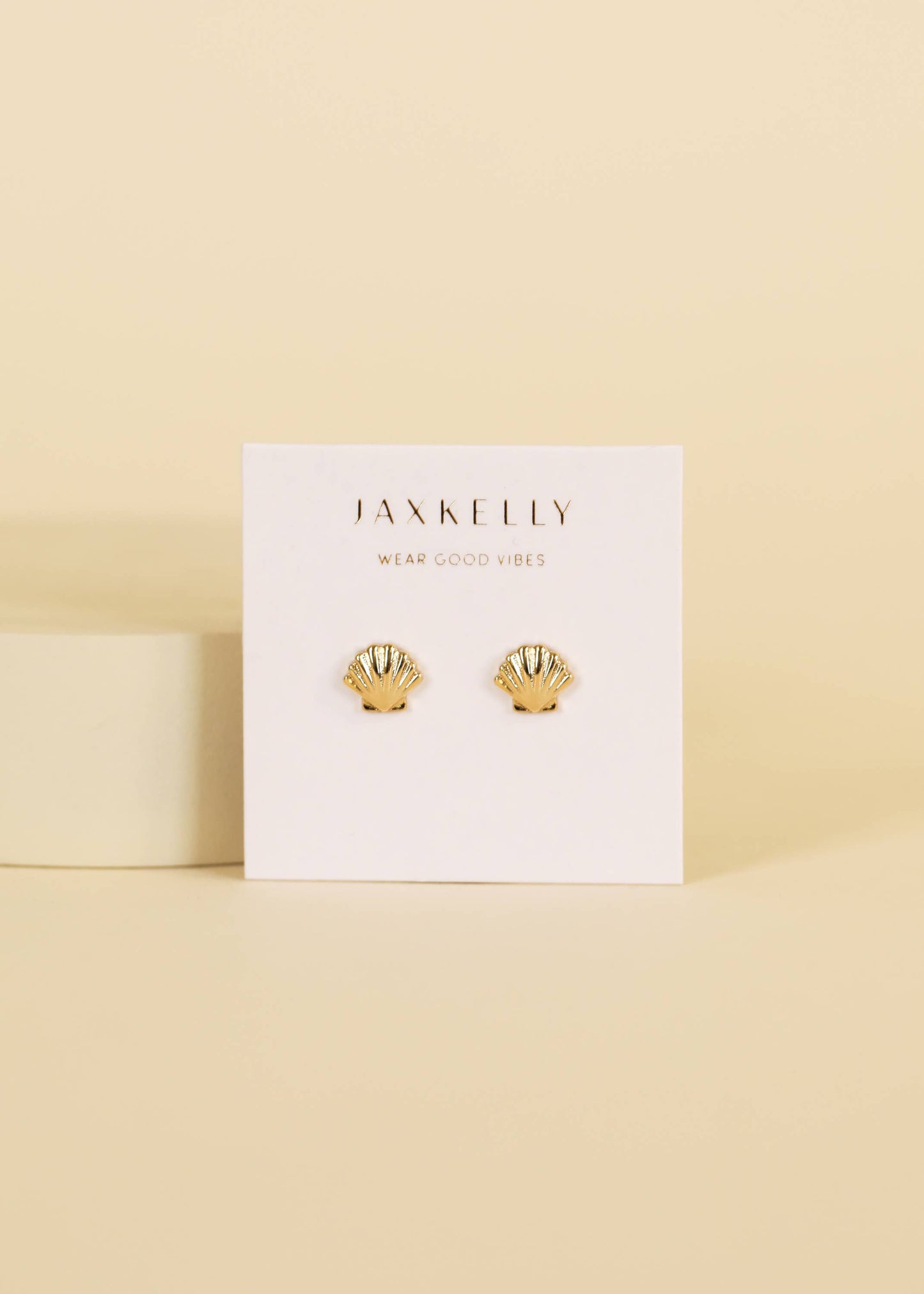 Gold Seashell Posts