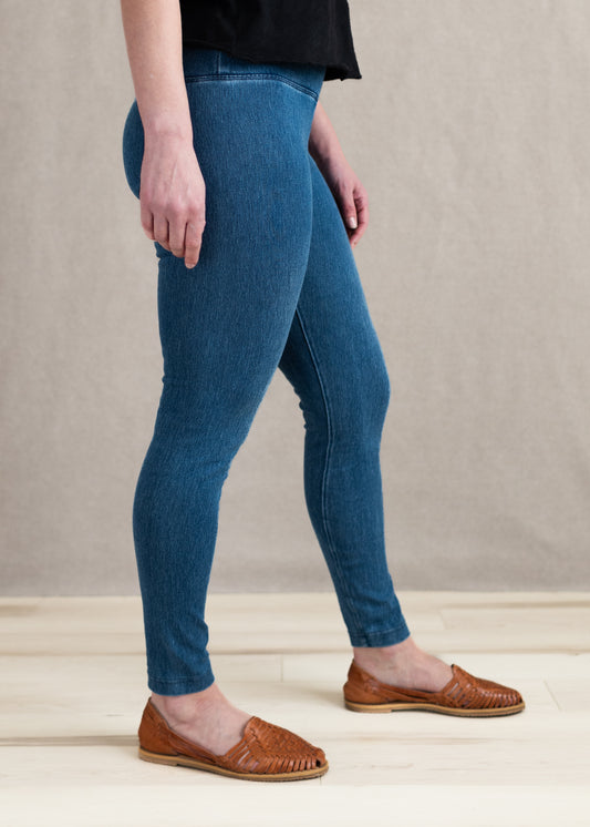 Denim Legging in Mid Wash | Lysse