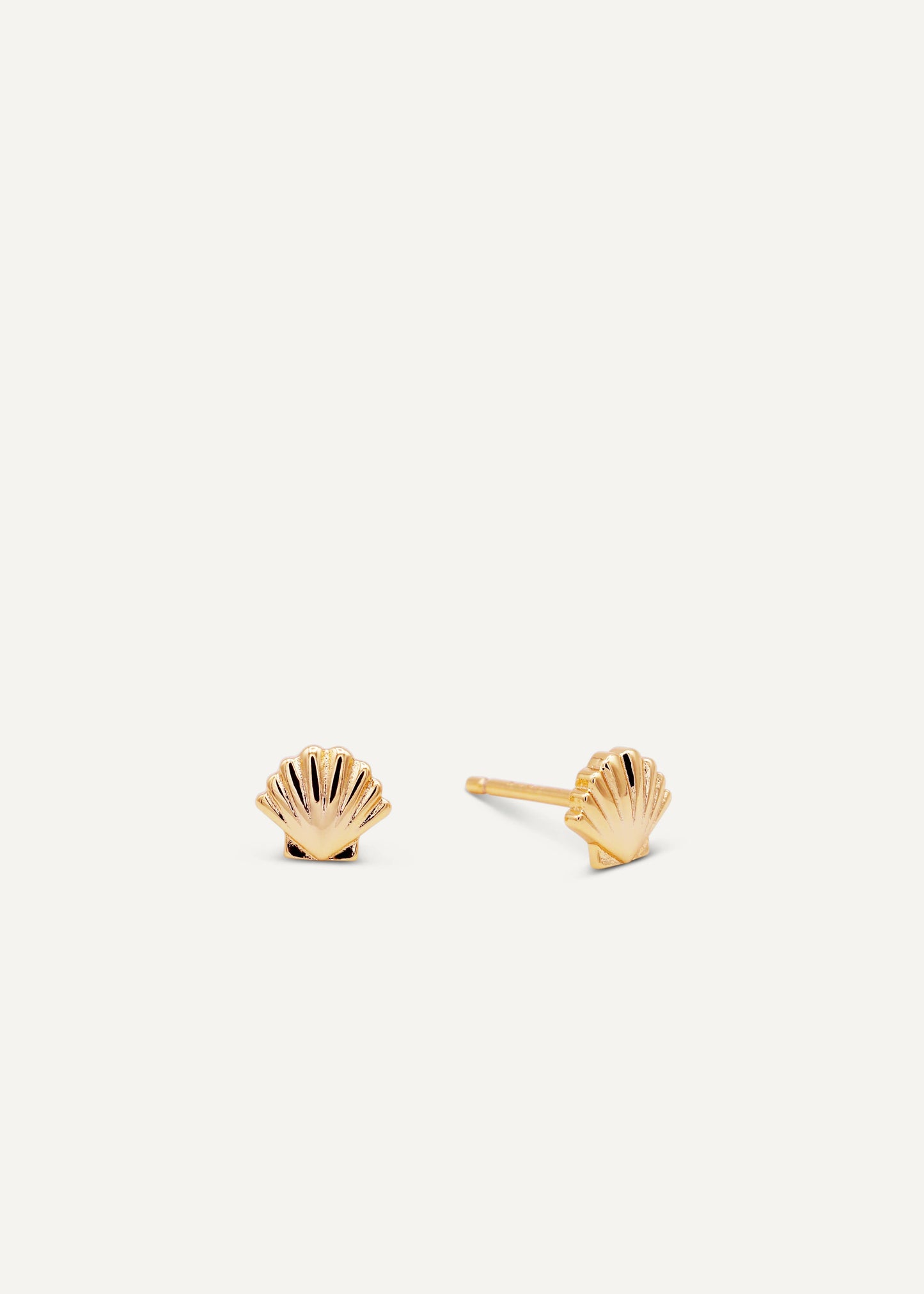 Gold Seashell Posts