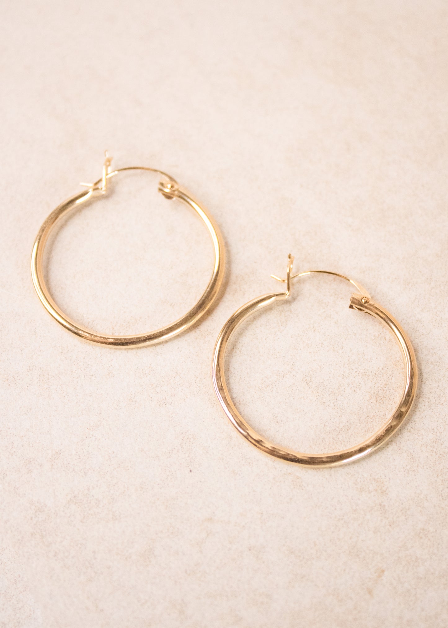 Gold Filed Hinged Hammered Hoop - 30mm