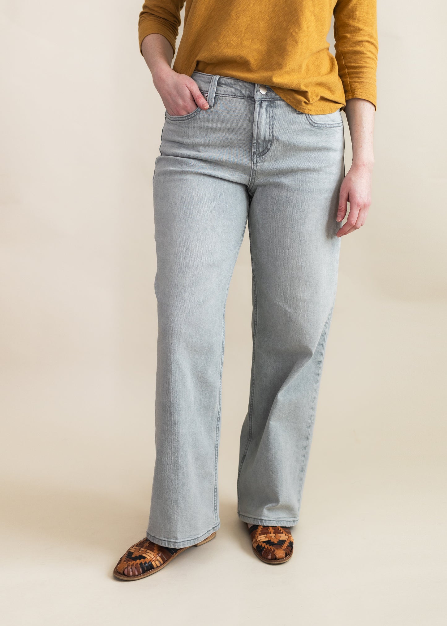 Taylor Straight Jean in Dovey | Dear John