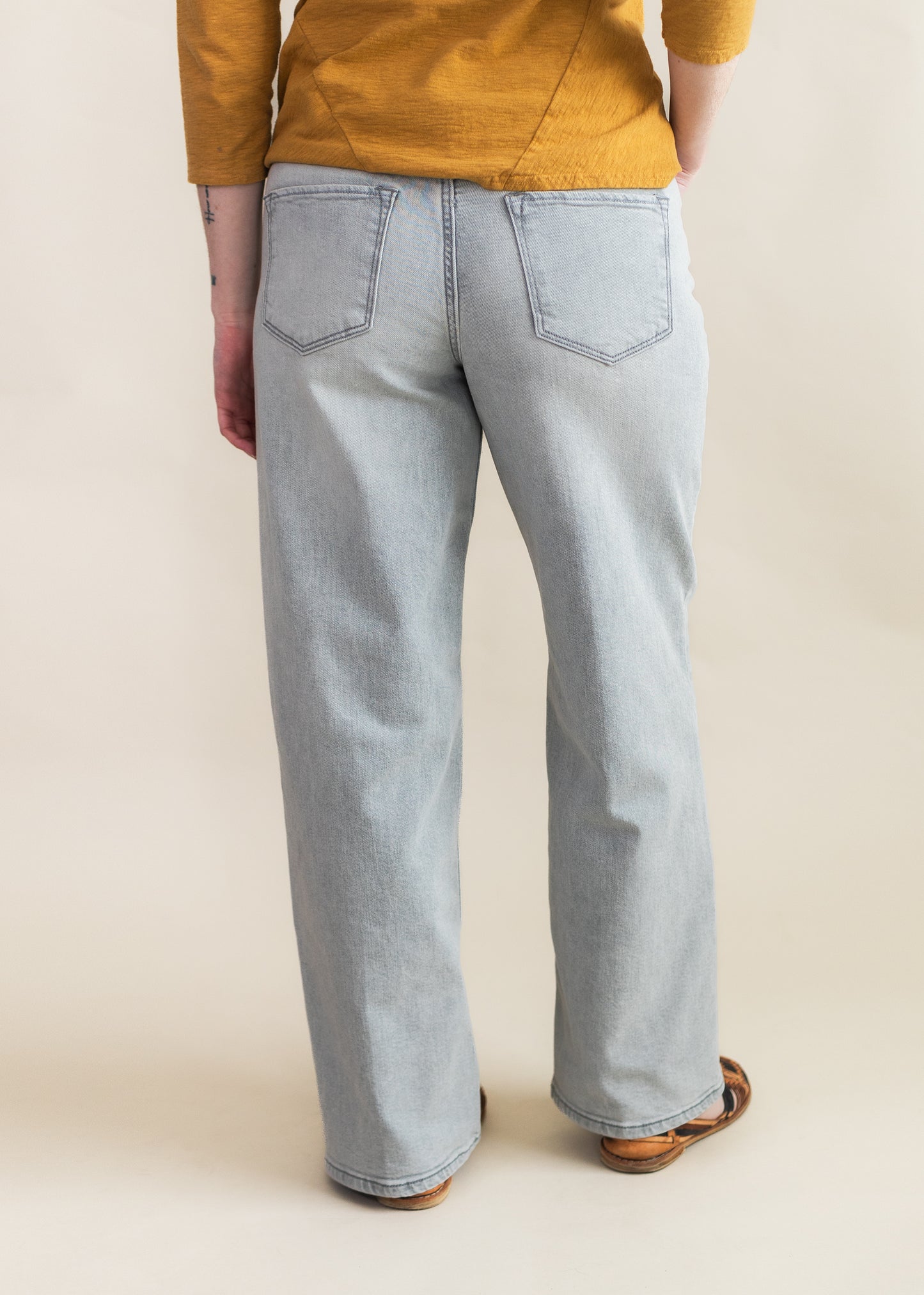 Taylor Straight Jean in Dovey | Dear John