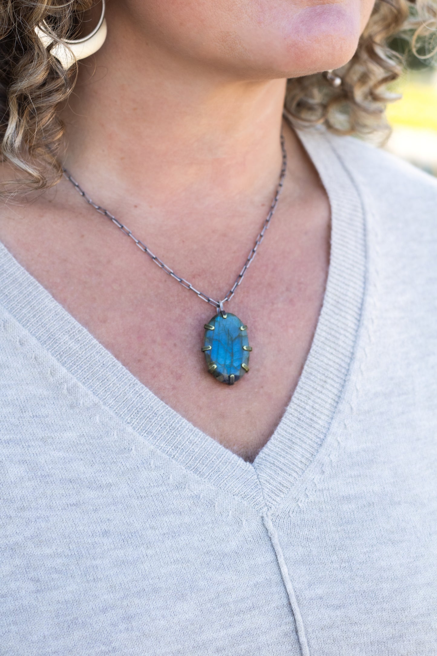 Oval Labradorite Pendant Necklace | Jane Diaz