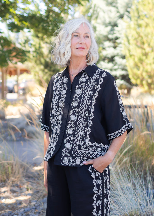 Talia Relaxed Shirt in Black | Johnny Was