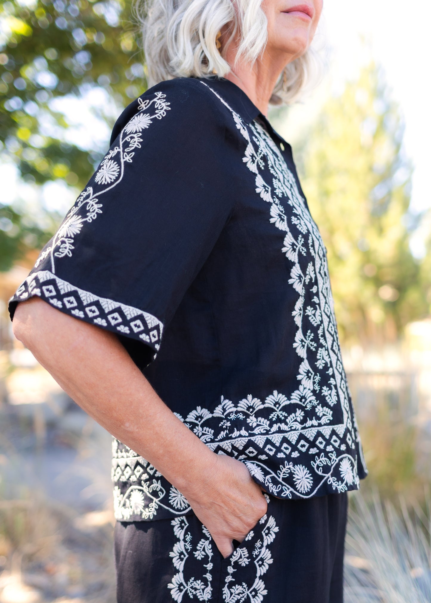 Talia Relaxed Shirt in Black | Johnny Was