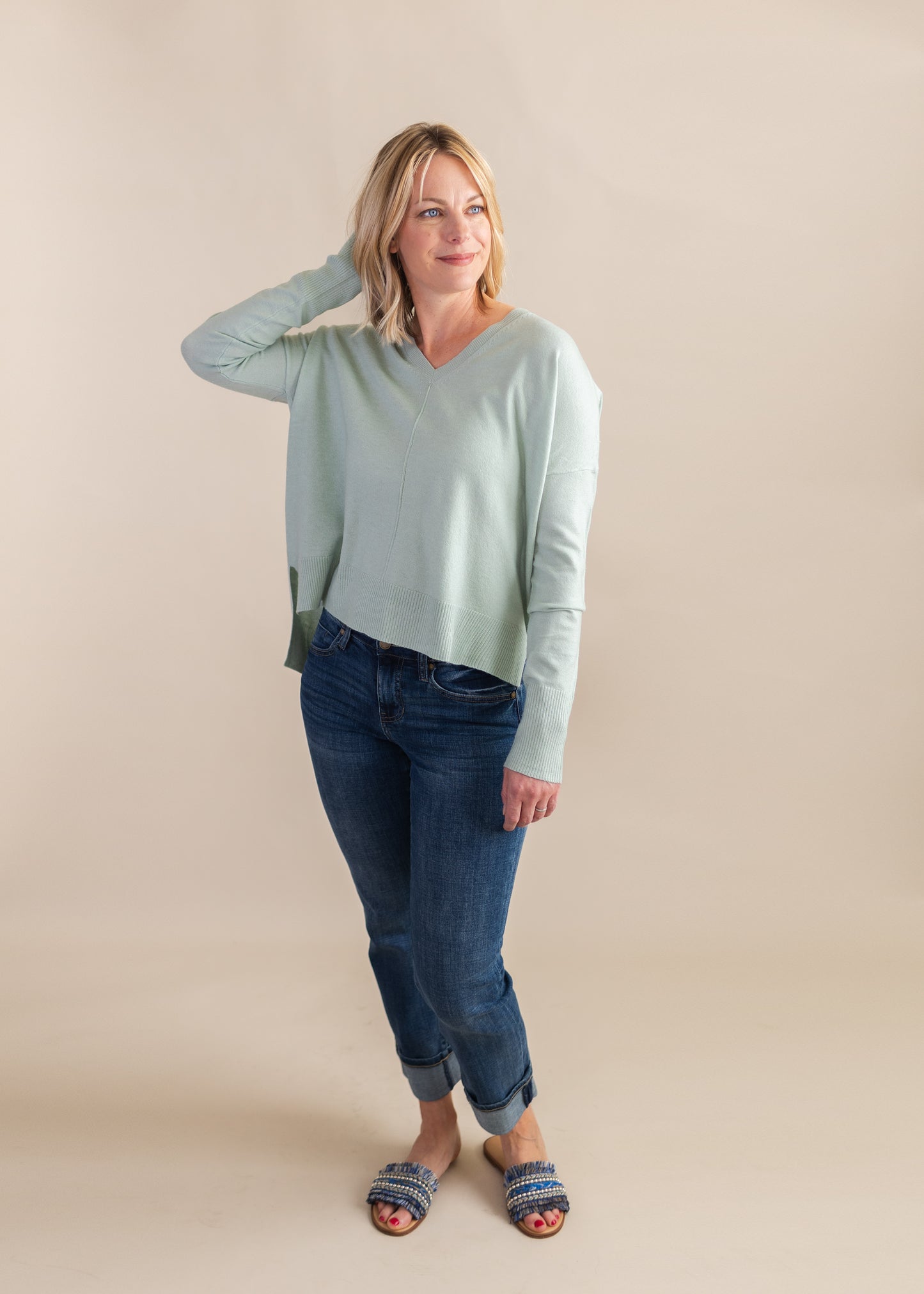 Wagner V-Neck Sweater in Sage | Kerisma