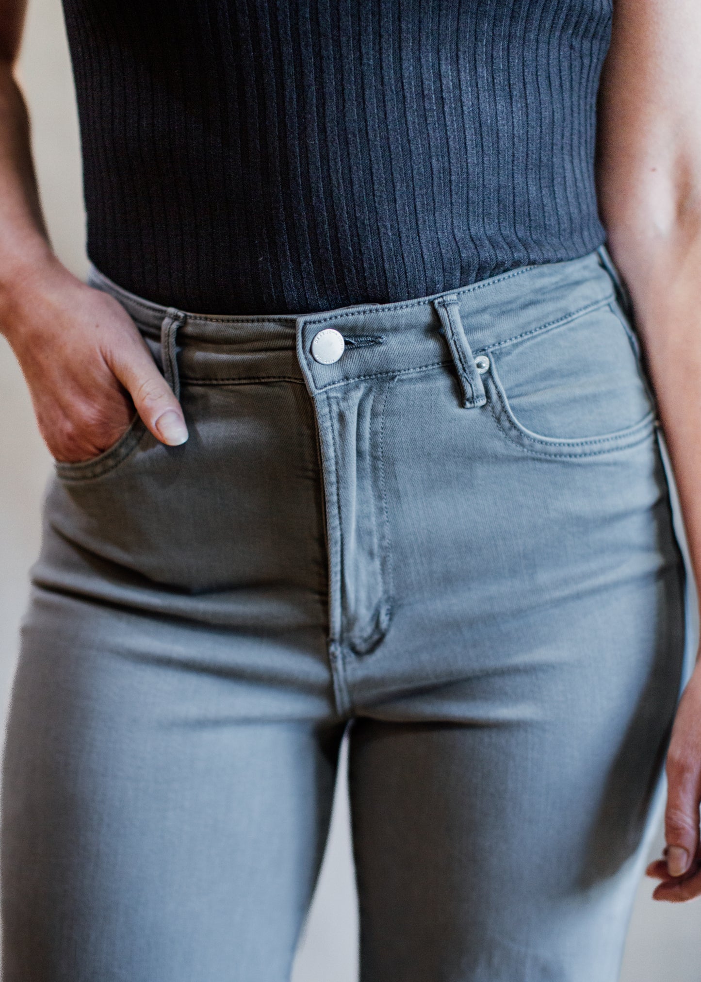 Fiona Super High Rise Jean in Graphite | Dear John