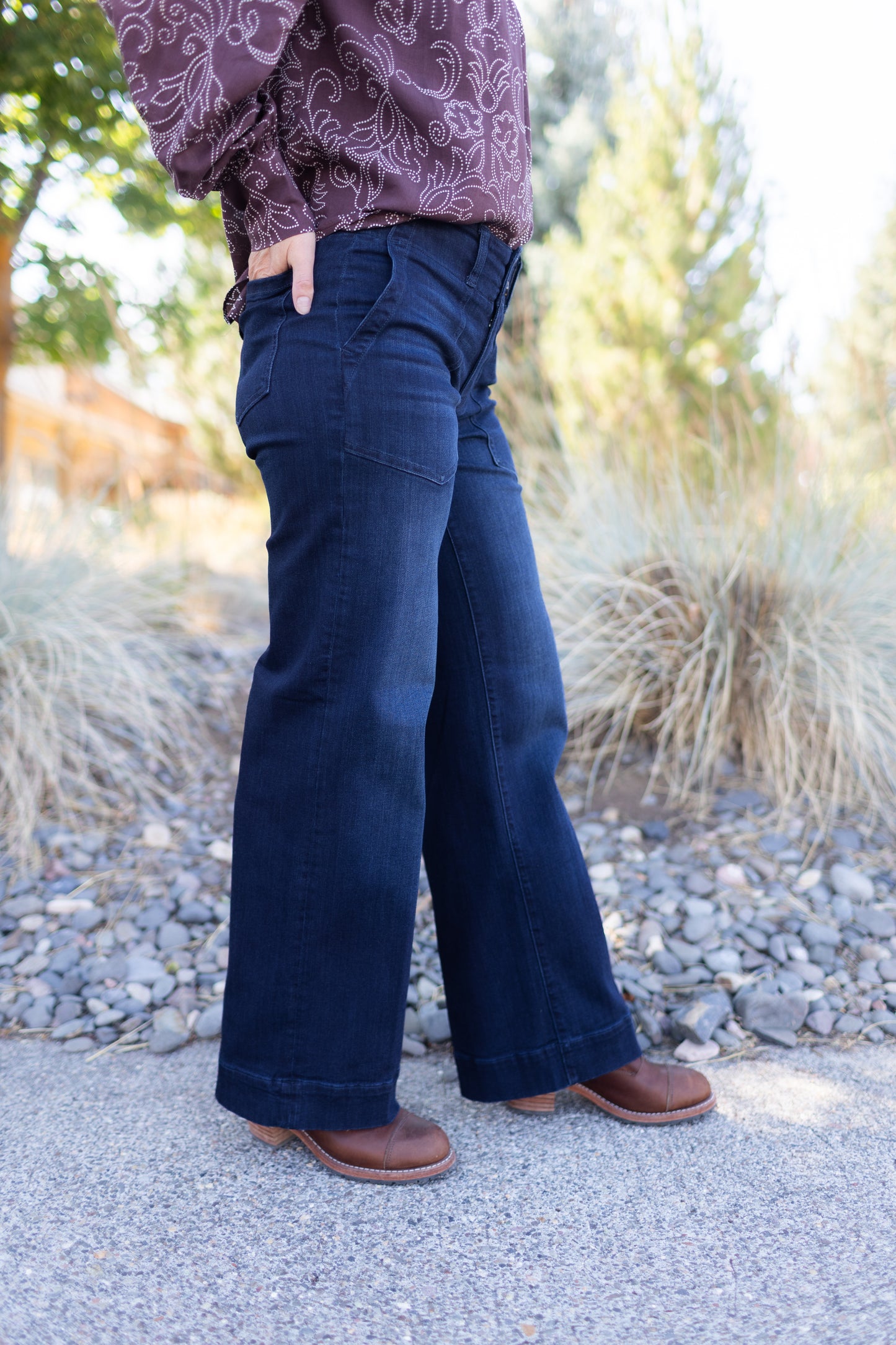 Patch Pocket Wide Leg in Summit Lake | Liverpool