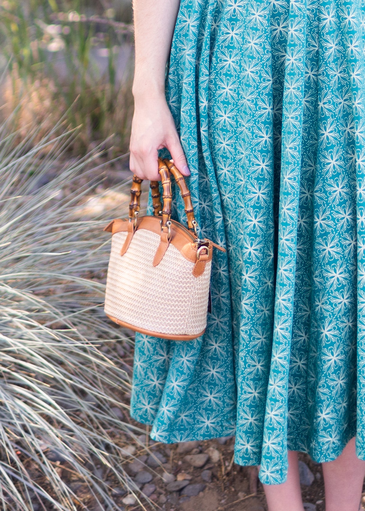 Millie Crossbody Bag in Natural Straw