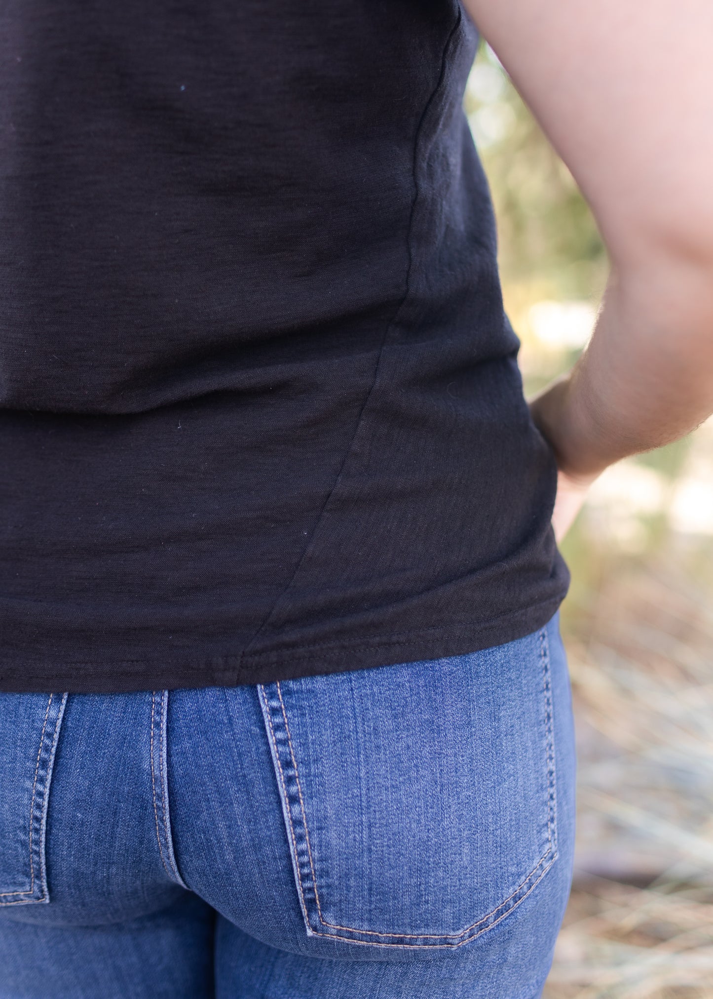 Short Sleeve Bias Tee in Black | Cut•Loose