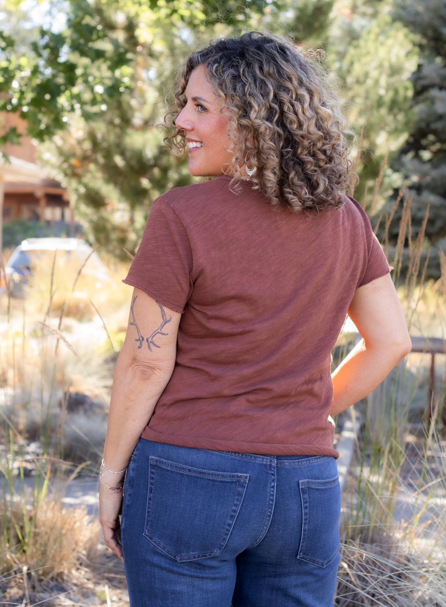 Vanya Relaxed V-Neck Tee in Cappuccino | Dear John