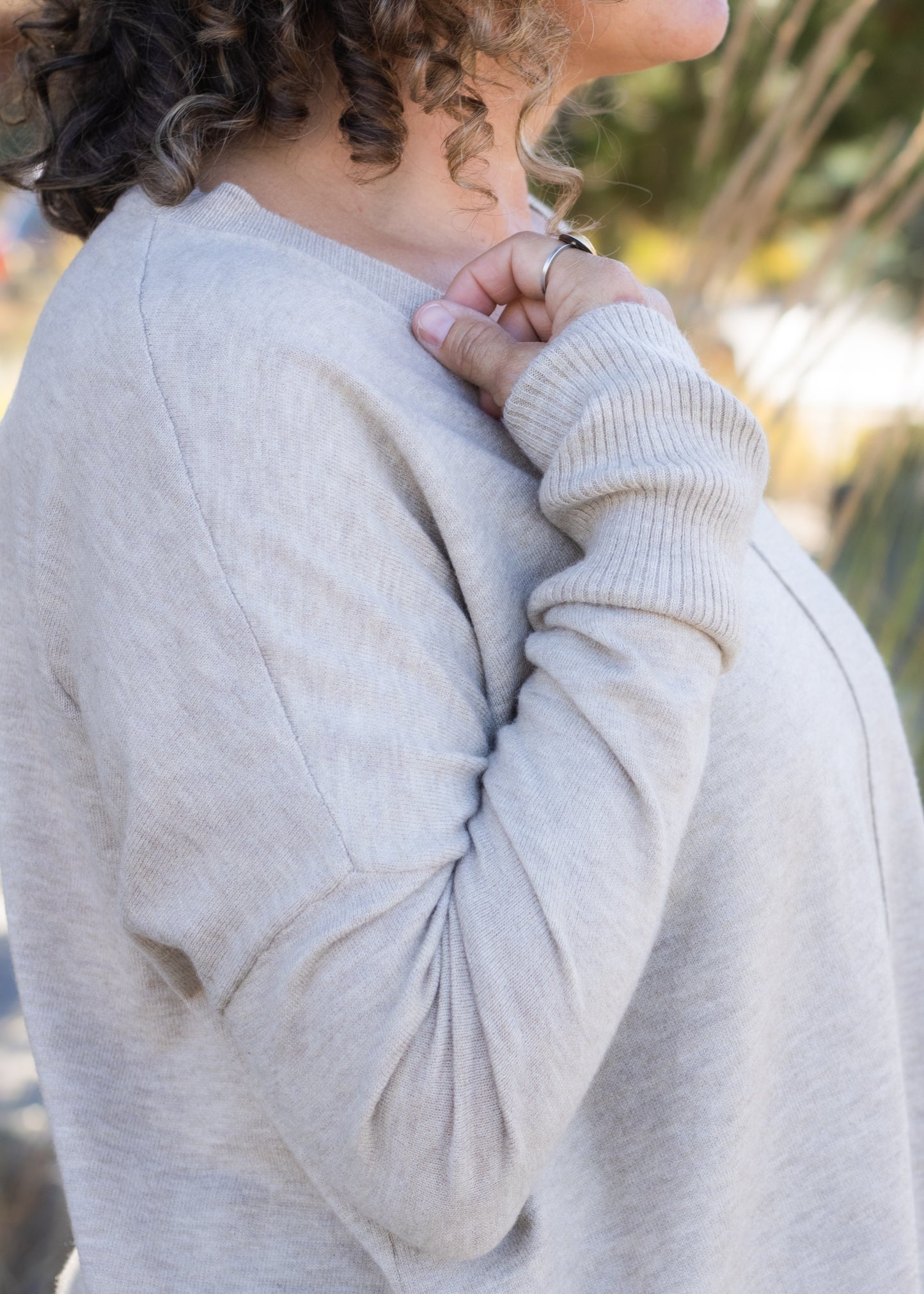 Wagner V-Neck Sweater in Mineral | Kerisma