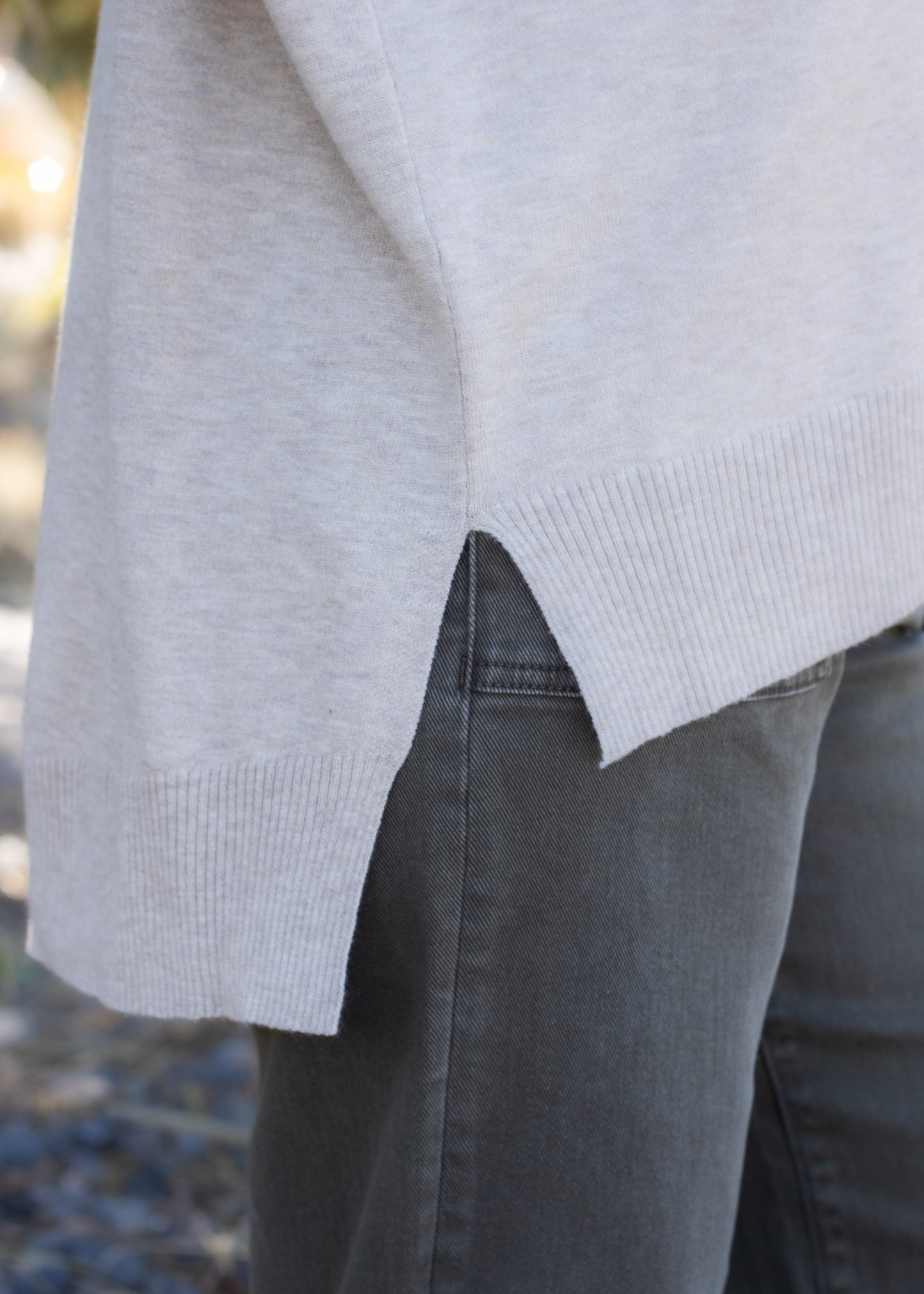 Wagner V-Neck Sweater in Mineral | Kerisma