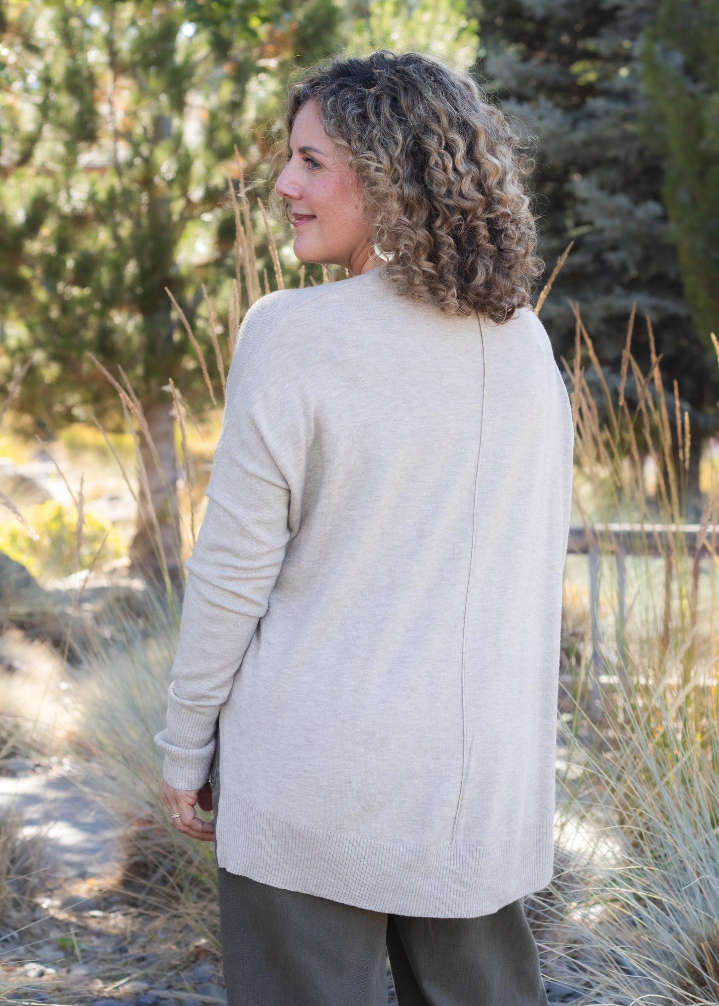 Wagner V-Neck Sweater in Mineral | Kerisma