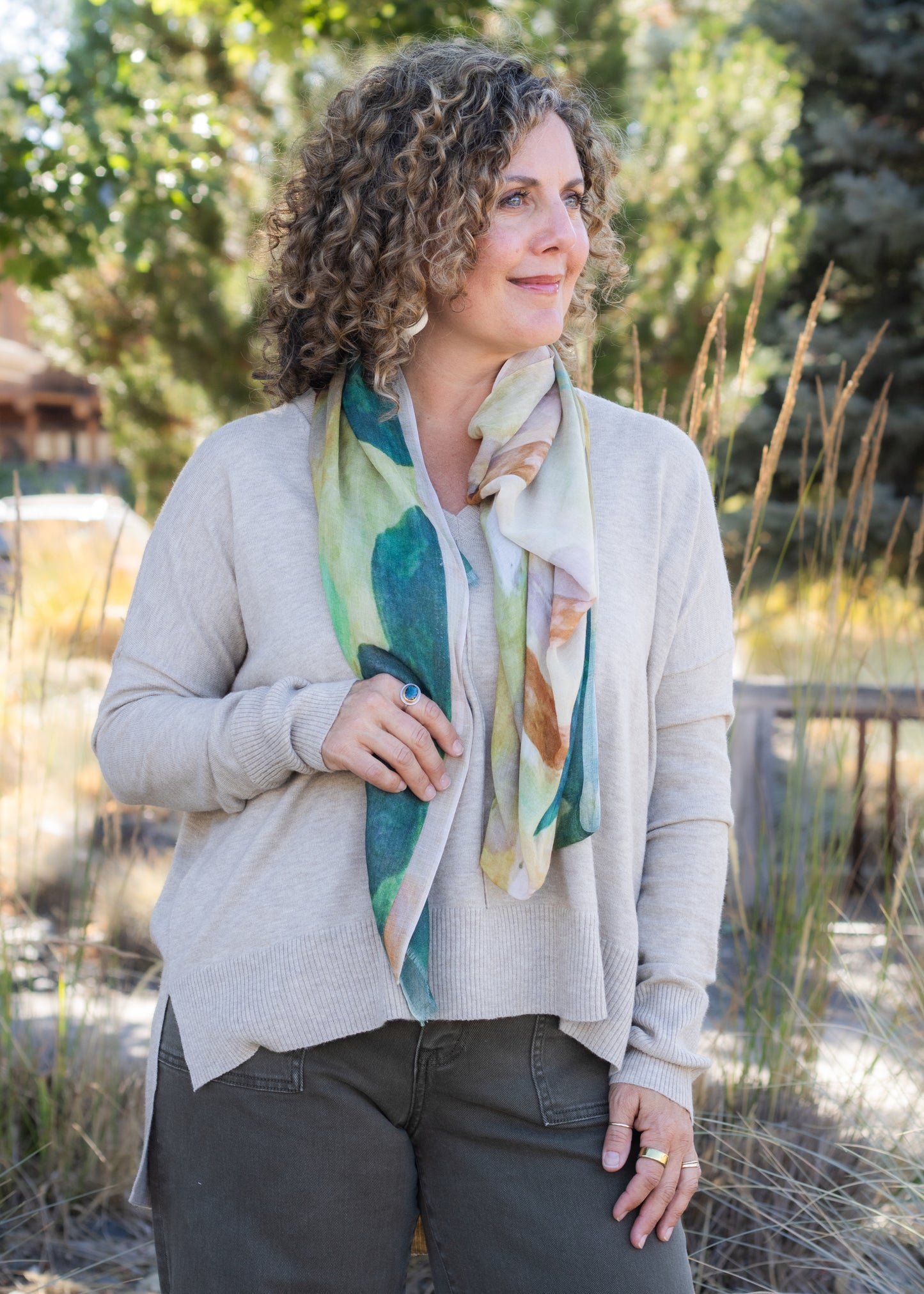 Wagner V-Neck Sweater in Mineral | Kerisma