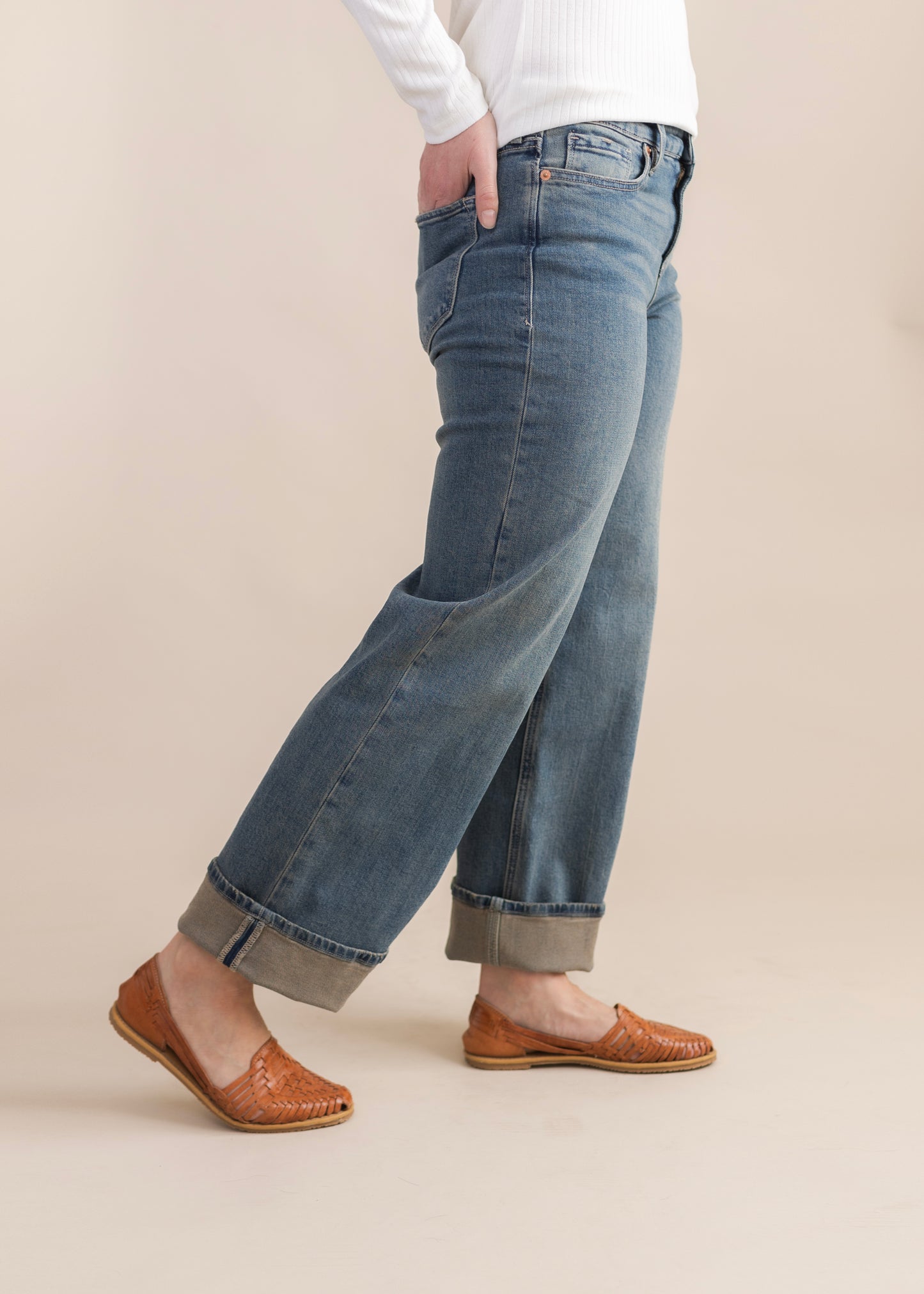 Taylor Straight Jean in Ash Mist | Dear John