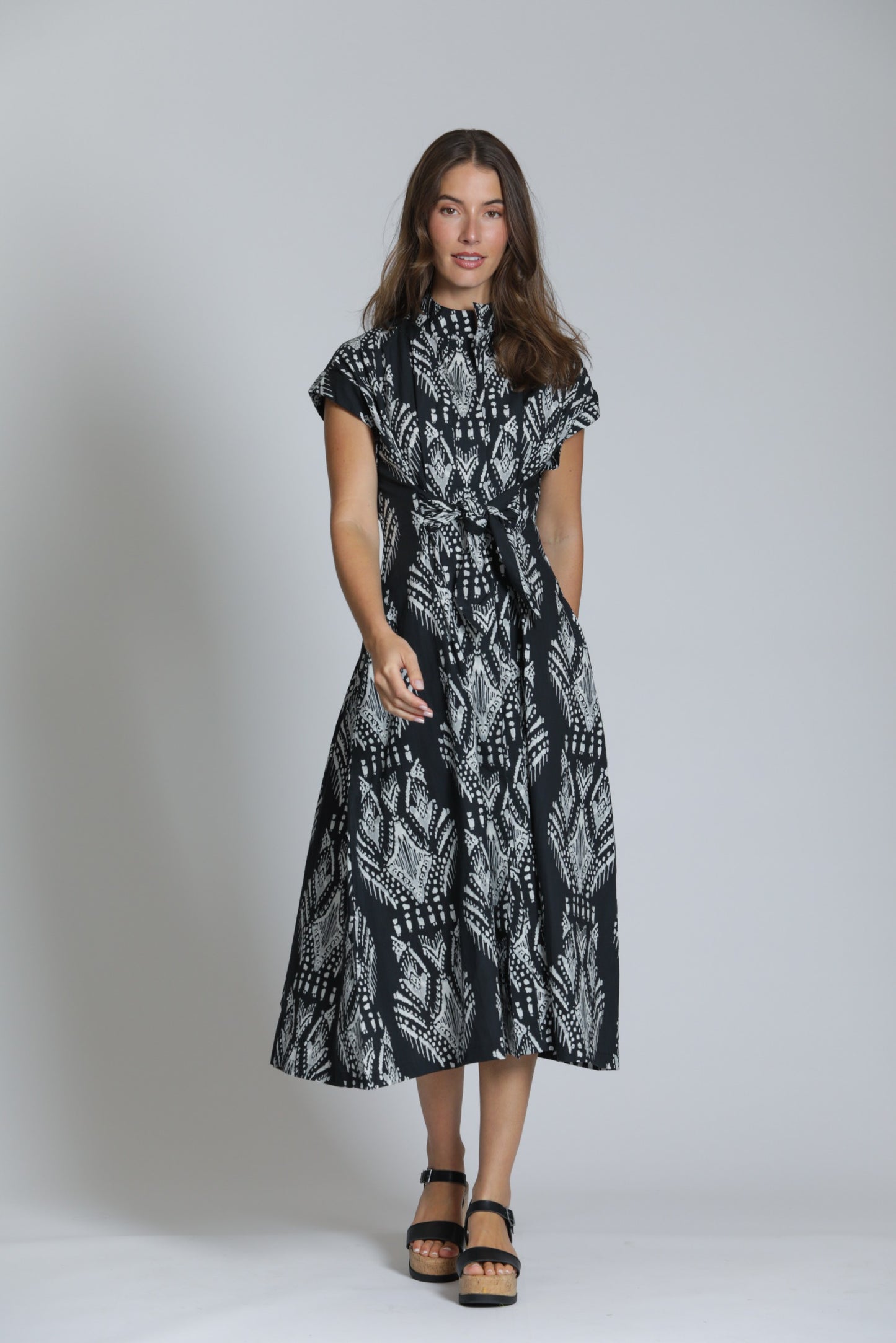 Black & White Tie Front Midi Dress | APNY