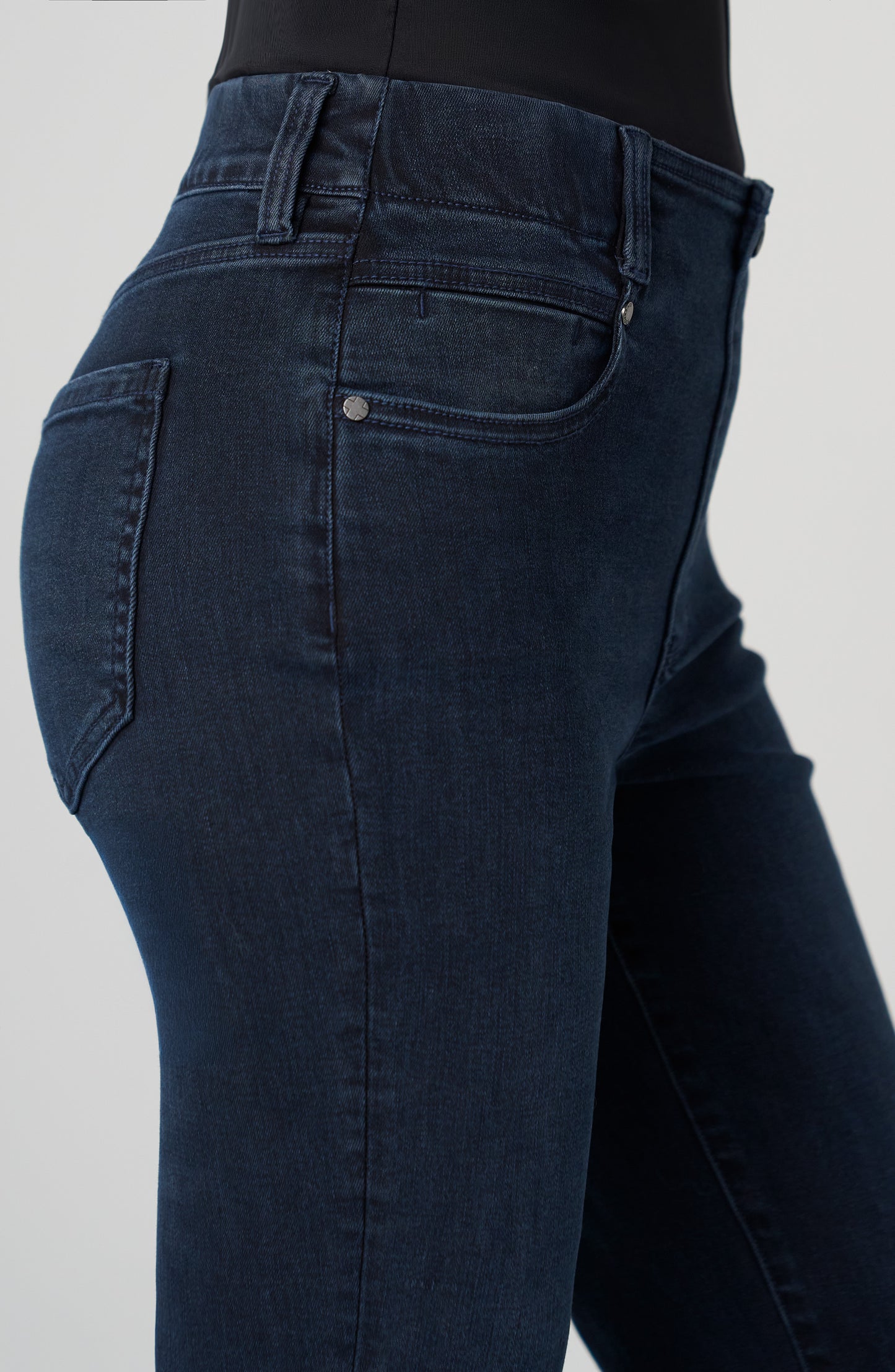 Gia Glider Slim Jean in Raven Wing | Liverpool